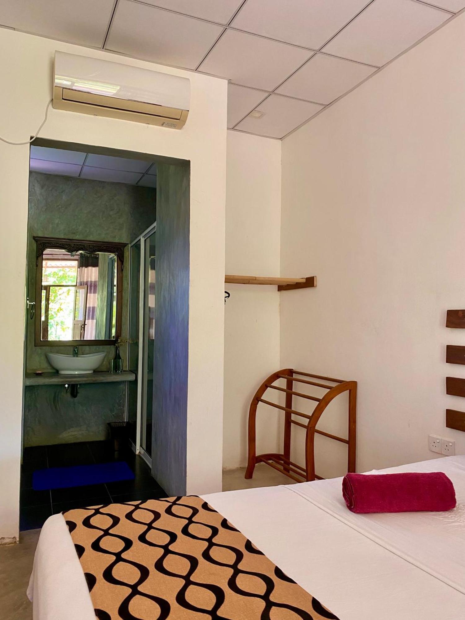The Dale Mirissa Otel Dış mekan fotoğraf